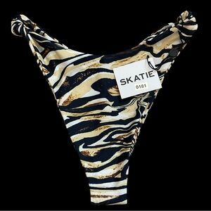 SKATIE Suzanne Bottom Animal Print Tie Side Thong Bikini High Cut NWT Large